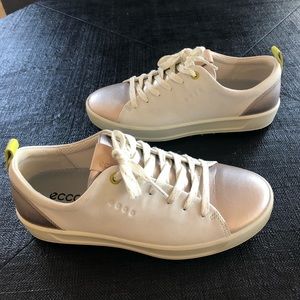 ecco womens’s golf shoes
